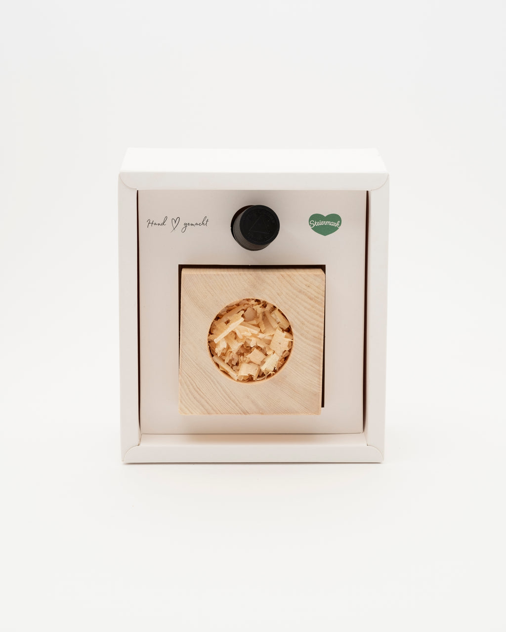 100% pure essential stone pine oil