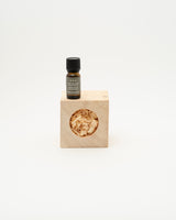100% naturreines ätherisches Zirbenöl mit Holzwürfel